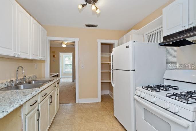 Triplex at 314 UNIVERSITY BLVD, DAYTONA BEACH, photo 9 of 31