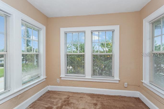 Triplex at 314 UNIVERSITY BLVD, DAYTONA BEACH, photo 12 of 31