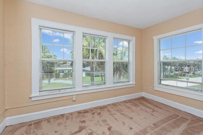 Triplex at 314 UNIVERSITY BLVD, DAYTONA BEACH, photo 13 of 31