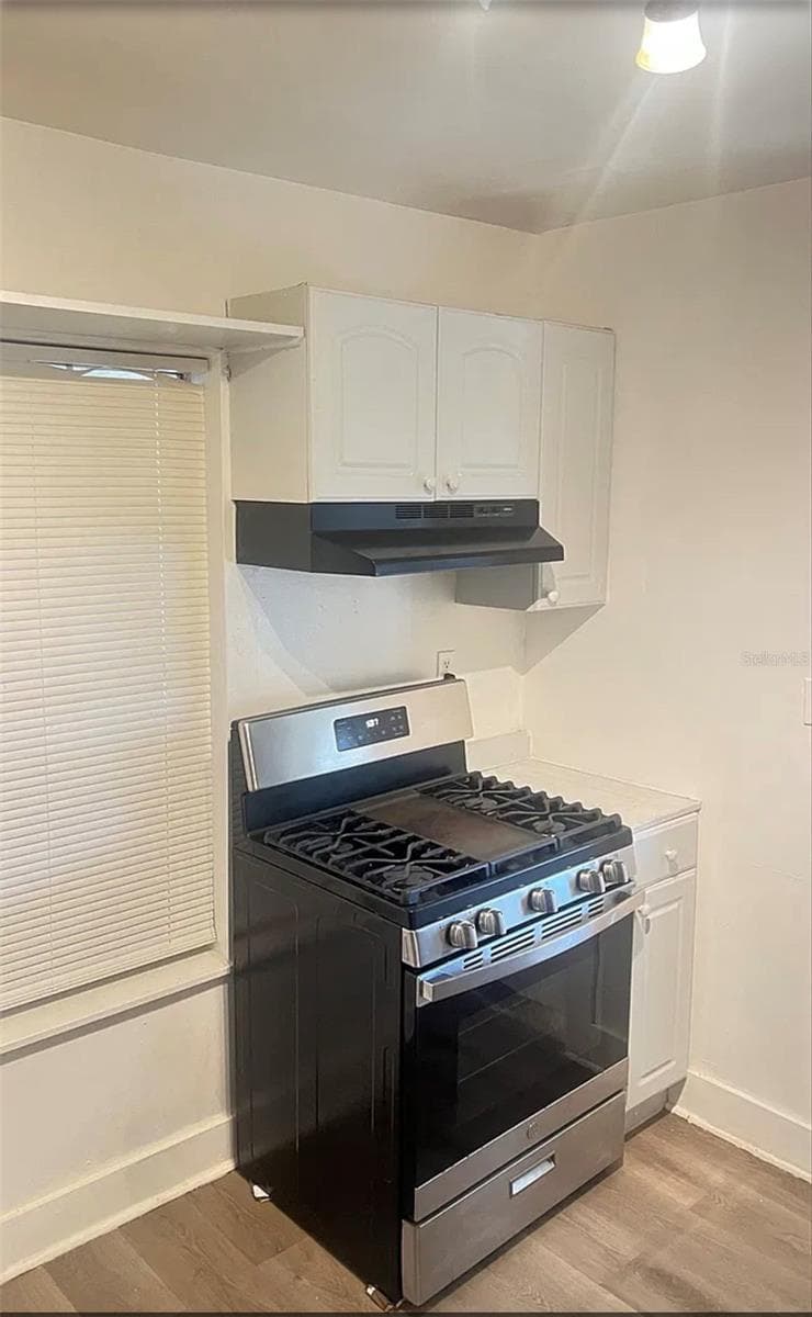 Triplex at 314 UNIVERSITY BLVD, DAYTONA BEACH, photo 18 of 31