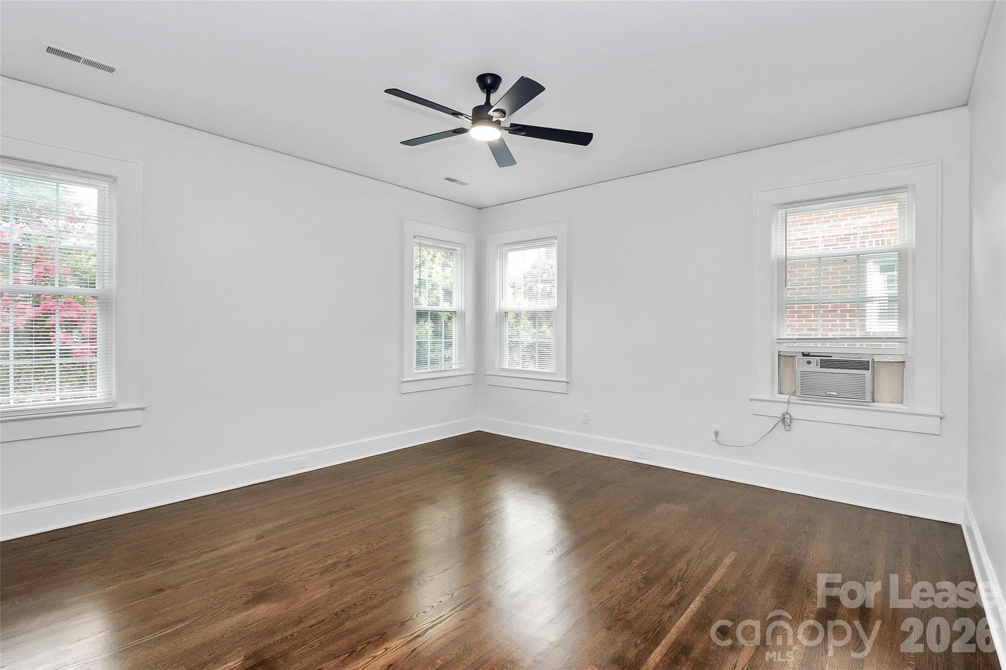 Apartment at 908 S York Street, Gastonia, photo 3 of 12