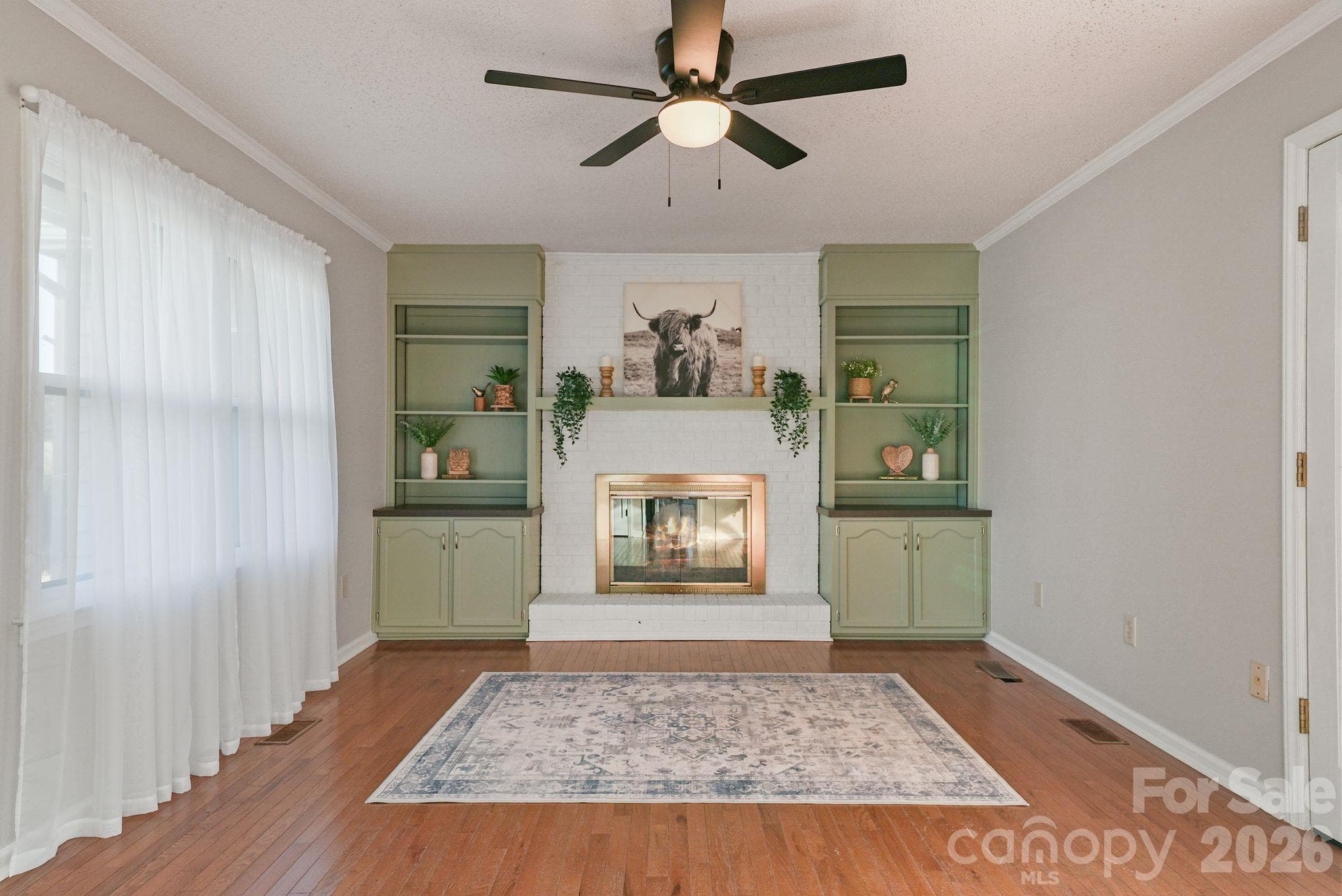 Single Family Residence at 5976 Gold Creek Estate Drive, Hickory, photo 16 of 39