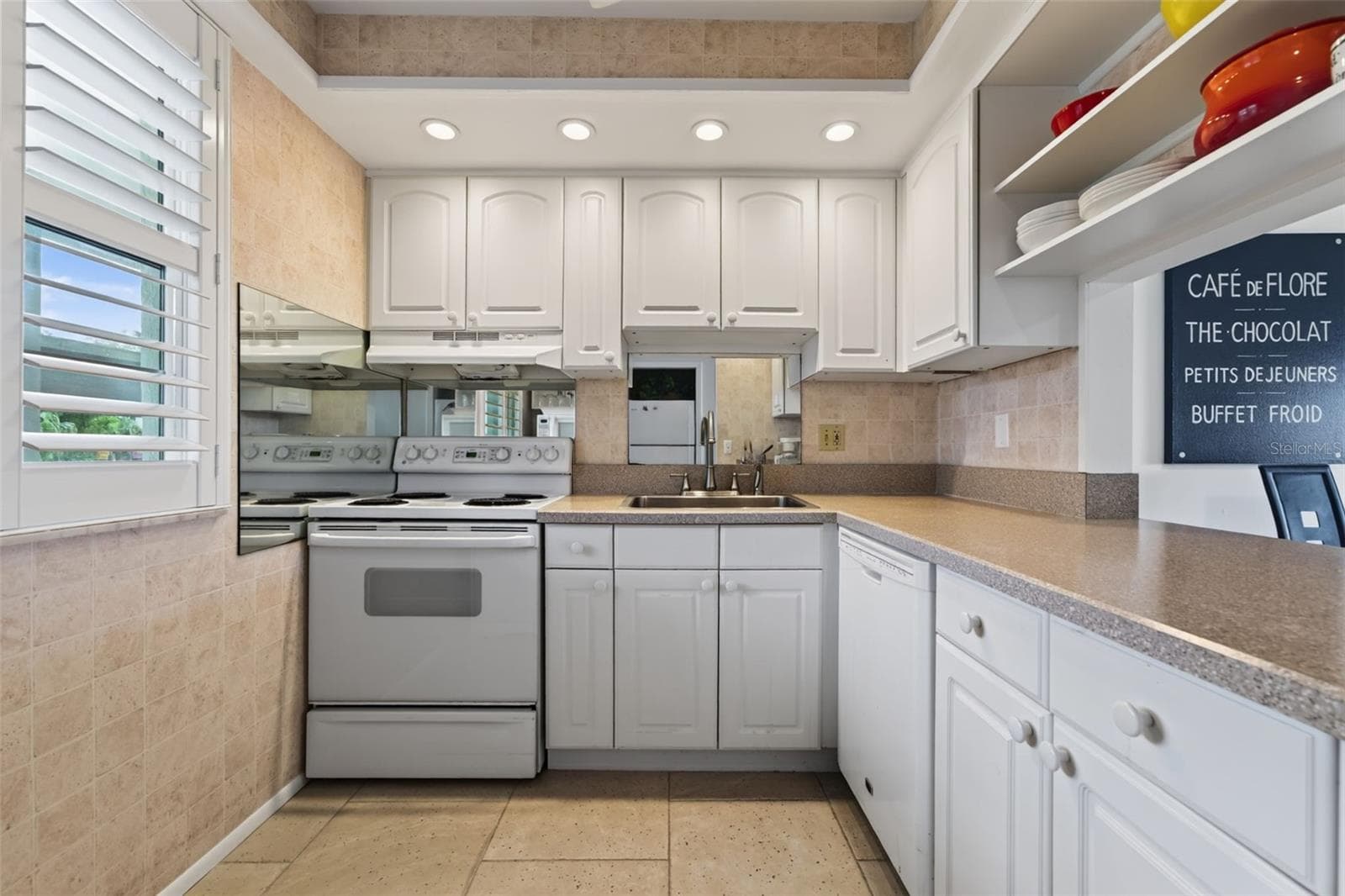 Condominium at 4330 FALMOUTH DR #107, LONGBOAT KEY, photo 27 of 100