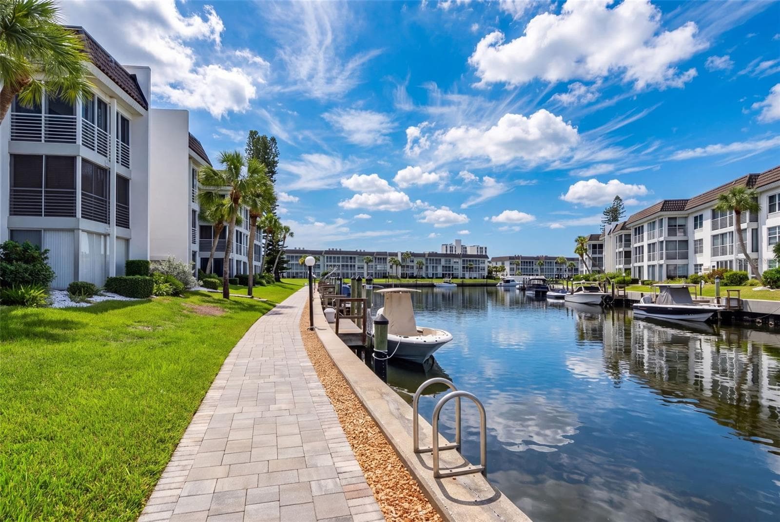 Condominium at 4330 FALMOUTH DR #107, LONGBOAT KEY, photo 44 of 100