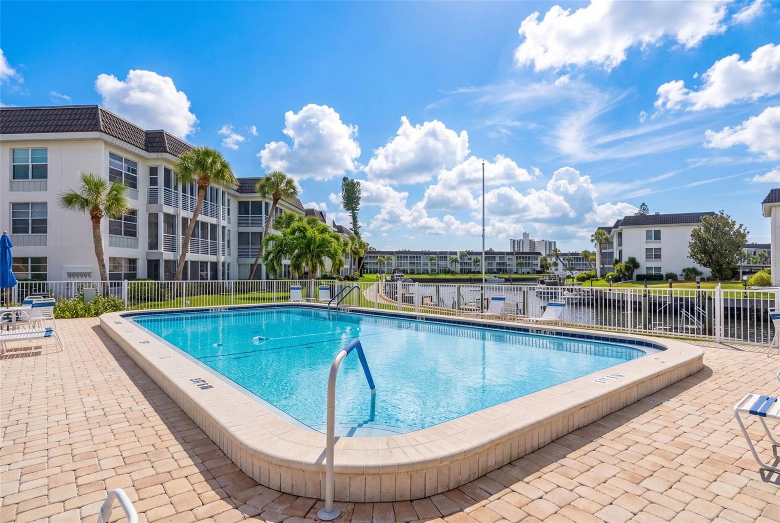 Condominium at 4330 FALMOUTH DR #107, LONGBOAT KEY, photo 46 of 100