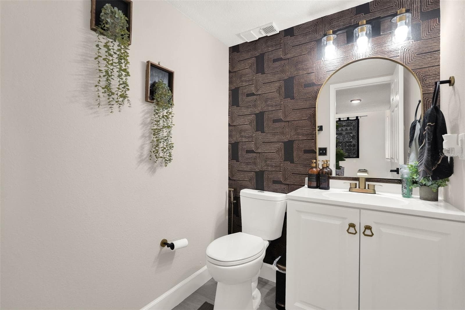 Half Bath - 2326 CARRIAGE RUN RD, KISSIMMEE