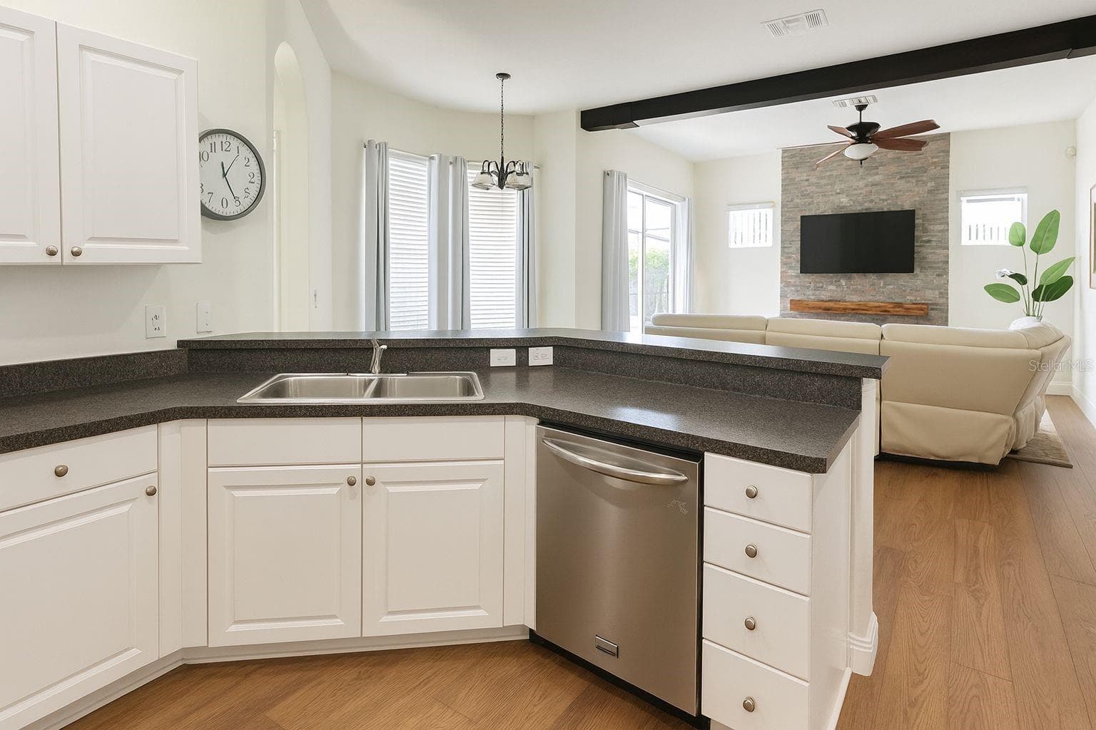 Single Family Residence at 946 TUSCAN HILLS BLVD, DAVENPORT, photo 7 of 36
