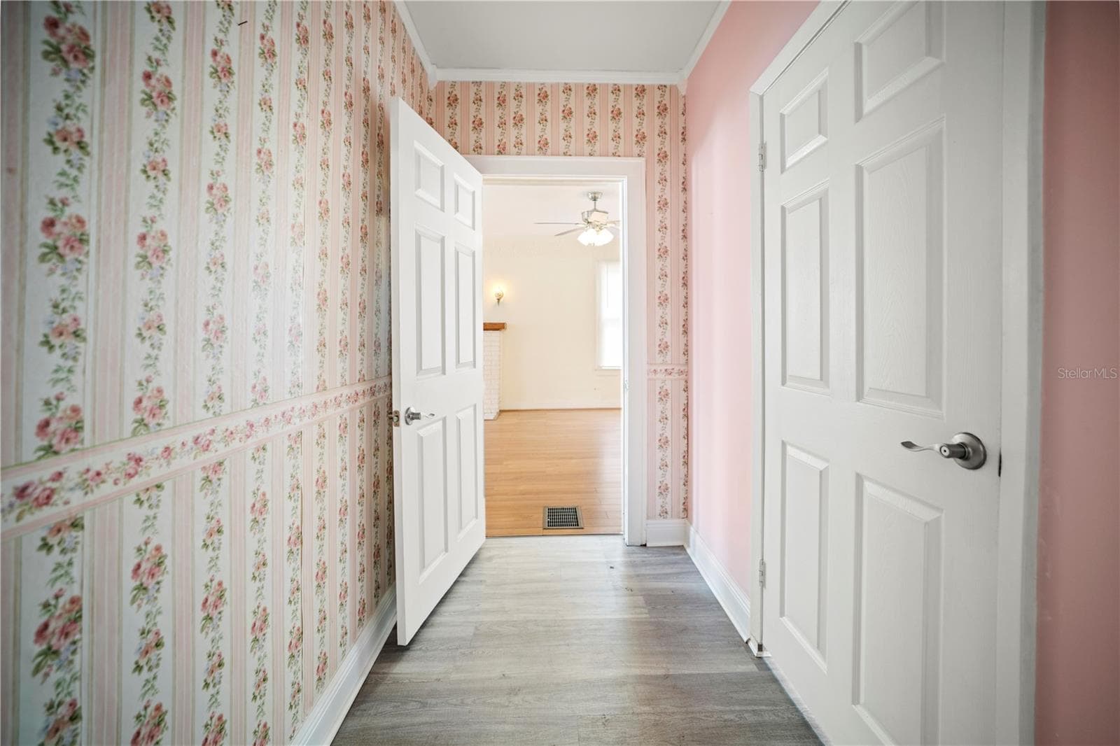 View of hallway to living room - 1400 FLORIDA AVE, ST CLOUD