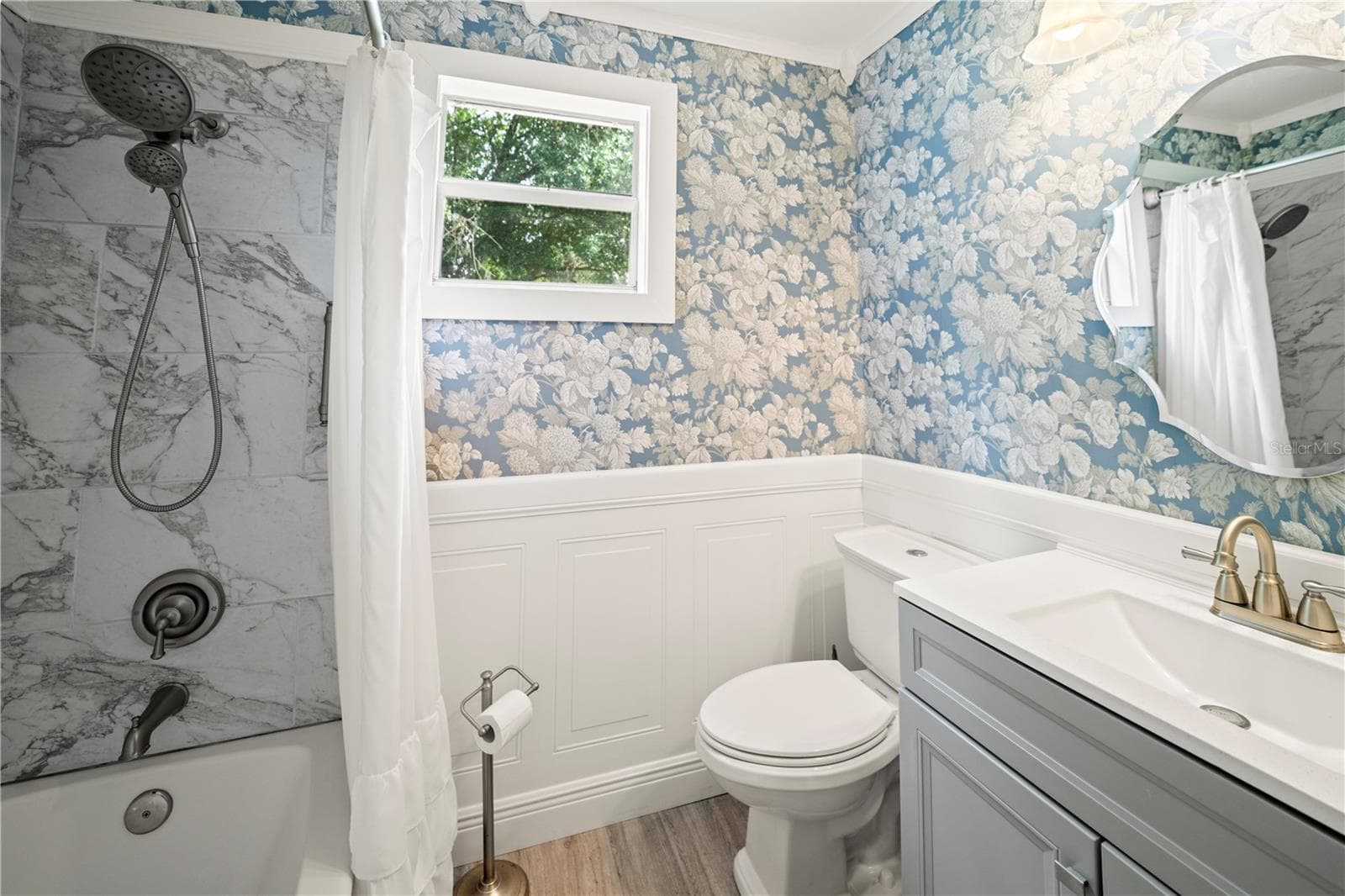Bath downstairs - 1400 FLORIDA AVE, ST CLOUD
