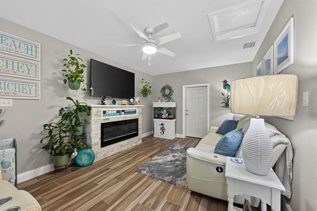 Single Family Residence at 6436 LAMBERT LN, NEW PORT RICHEY, photo 17 of 53