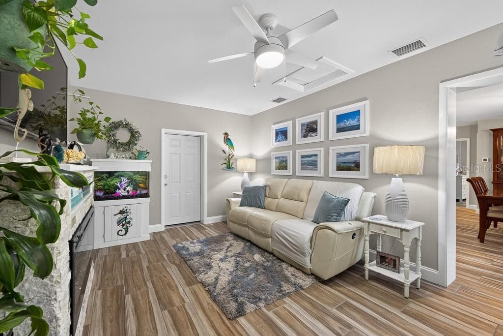 Single Family Residence at 6436 LAMBERT LN, NEW PORT RICHEY, photo 18 of 53