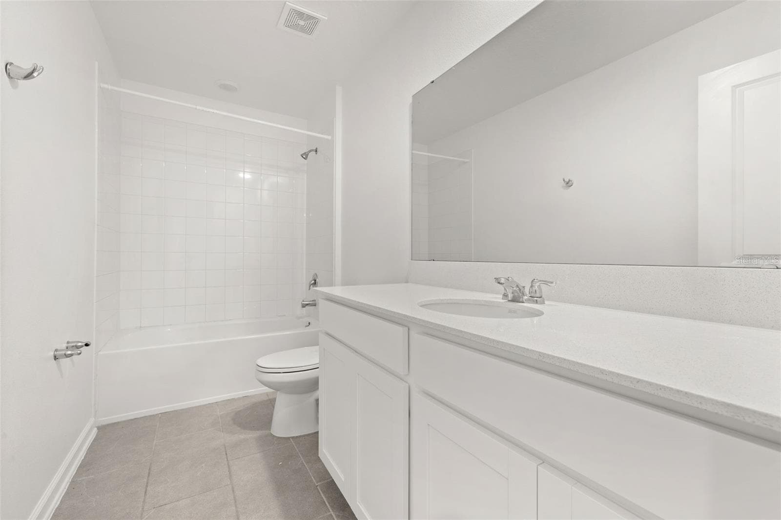 Single Family Residence at 9404 REVERE AVE, LEESBURG, photo 25 of 37