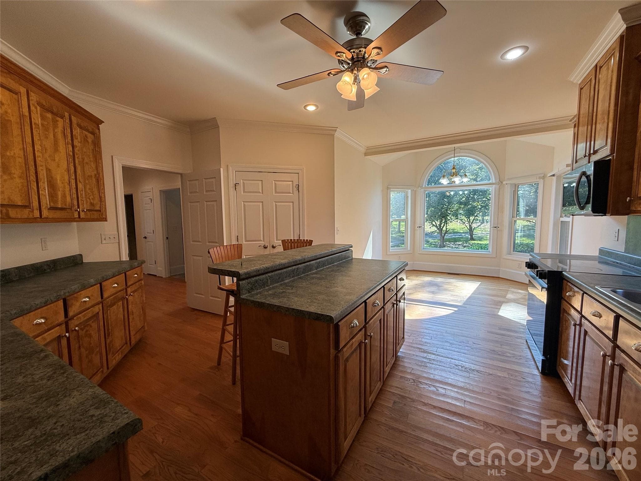Single Family Residence at 123 JL Love Road, Jefferson, photo 5 of 32