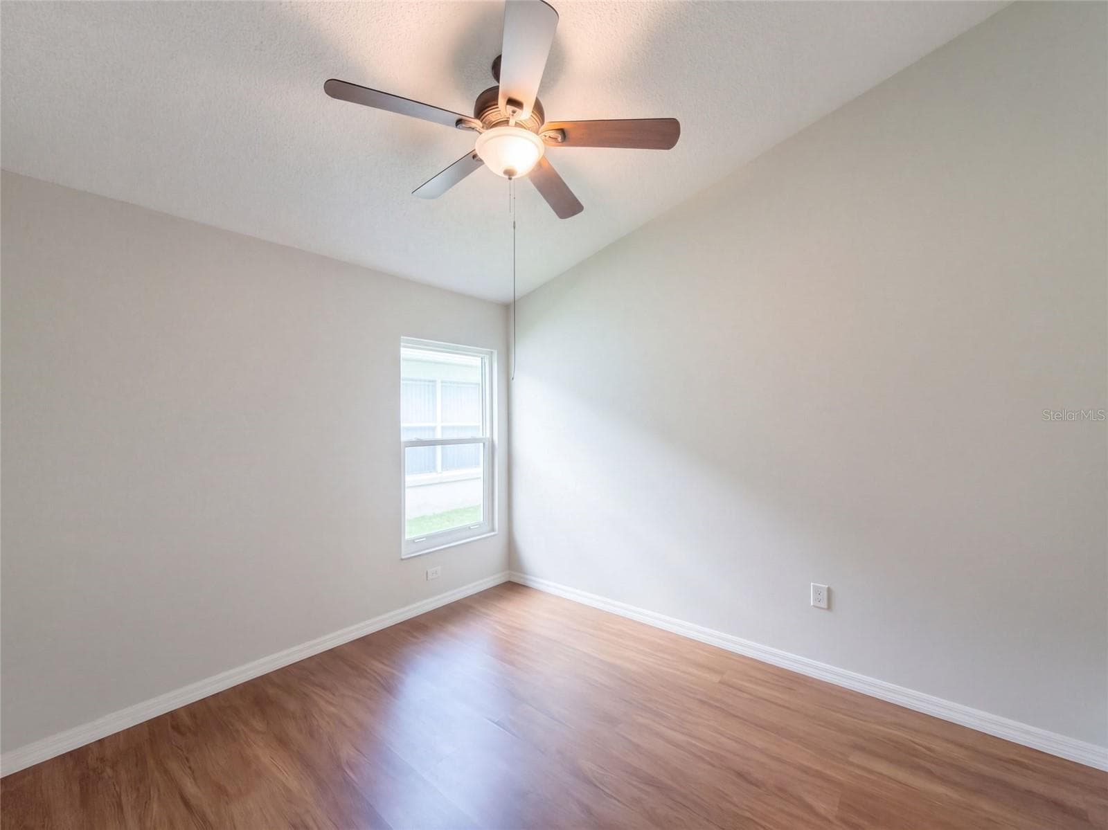 Single Family Residence at 4615 EAGLET LN, KISSIMMEE, photo 18 of 27
