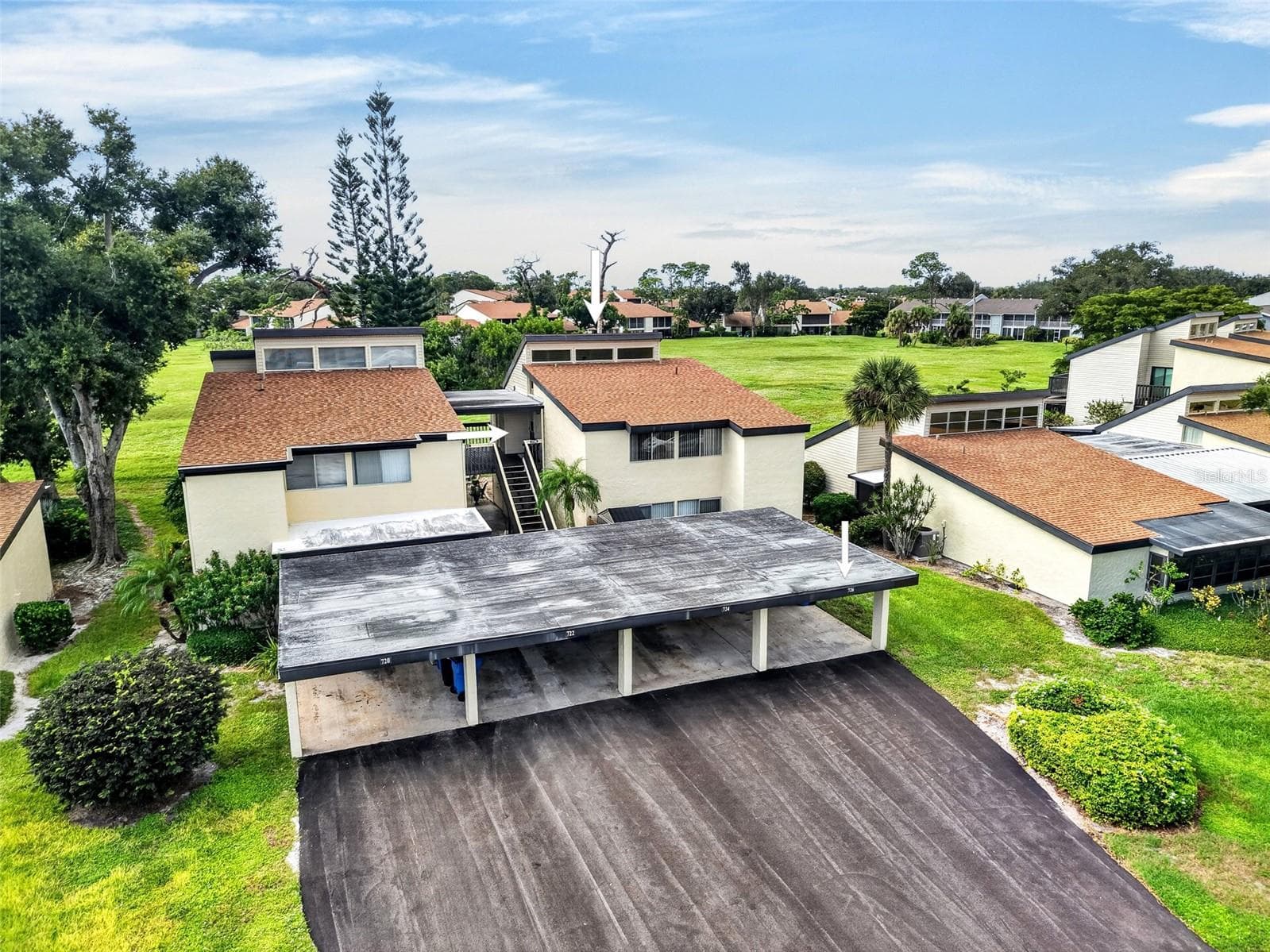 Condominium at 726 WHITE PINE TREE RD #84, VENICE, photo 4 of 56