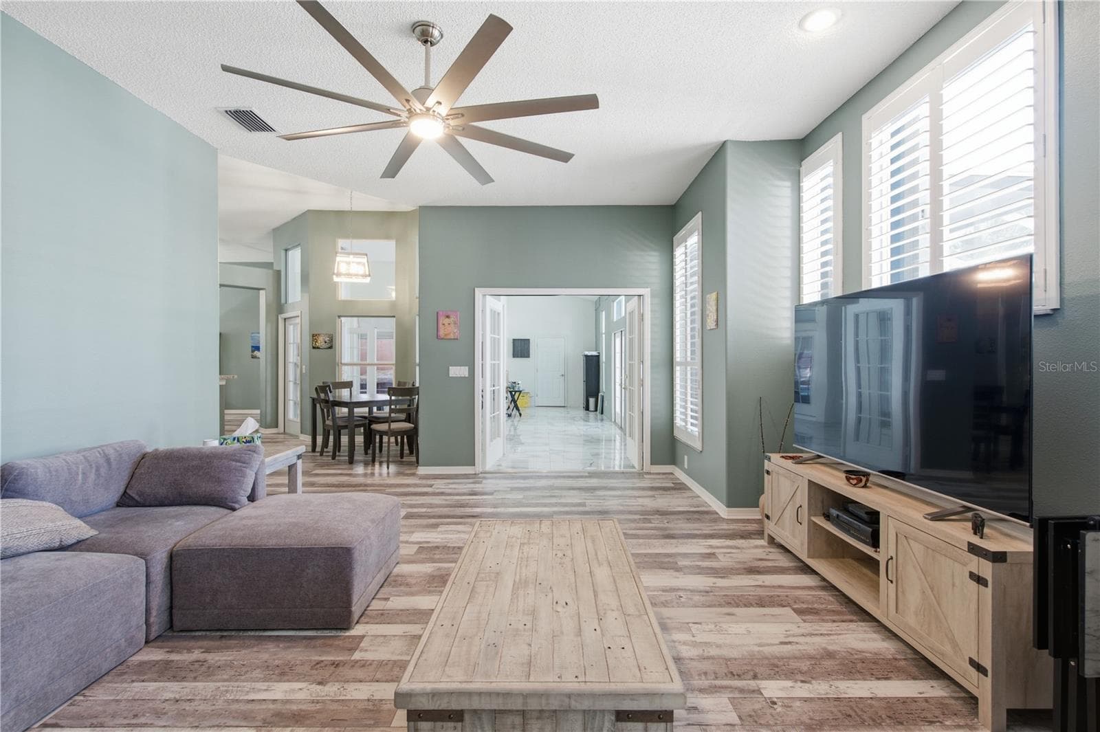 family room - 1187 BLACKRUSH DR, TARPON SPRINGS