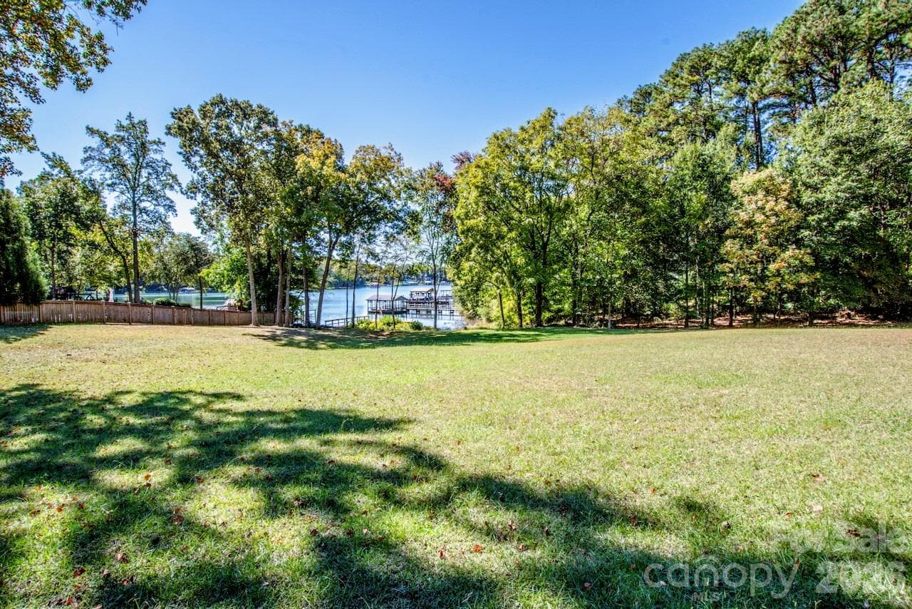Single Family Residence at 351 Catalina Drive, Mooresville, photo 31 of 42