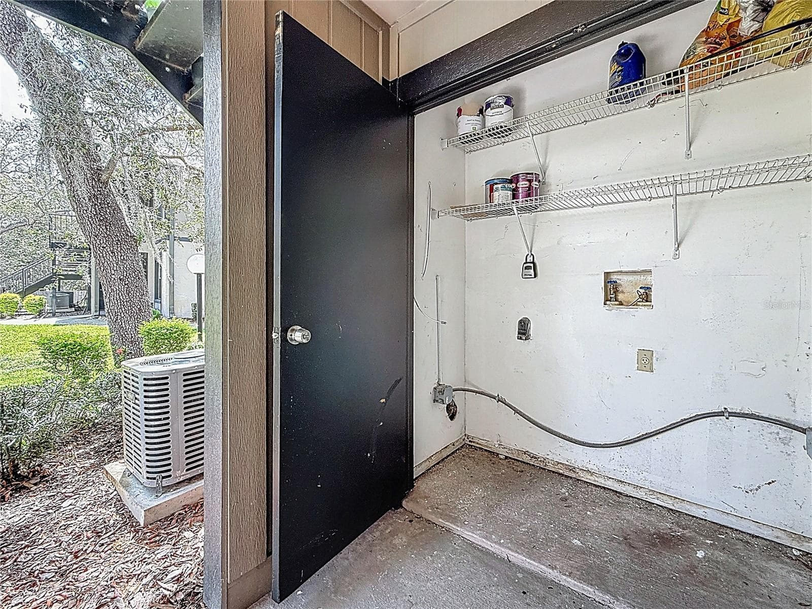 Laundry Closet - 4022 TUMBLE WOOD TRL #101, TAMPA