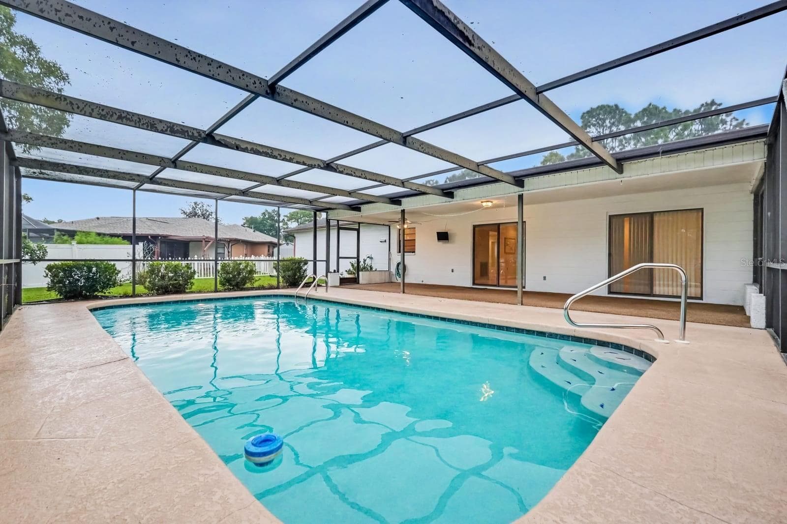 Resort-Style Screened Pool with Clear Water and Expansive Deck - 12128 KATHERWOOD ST #20, SPRING HILL