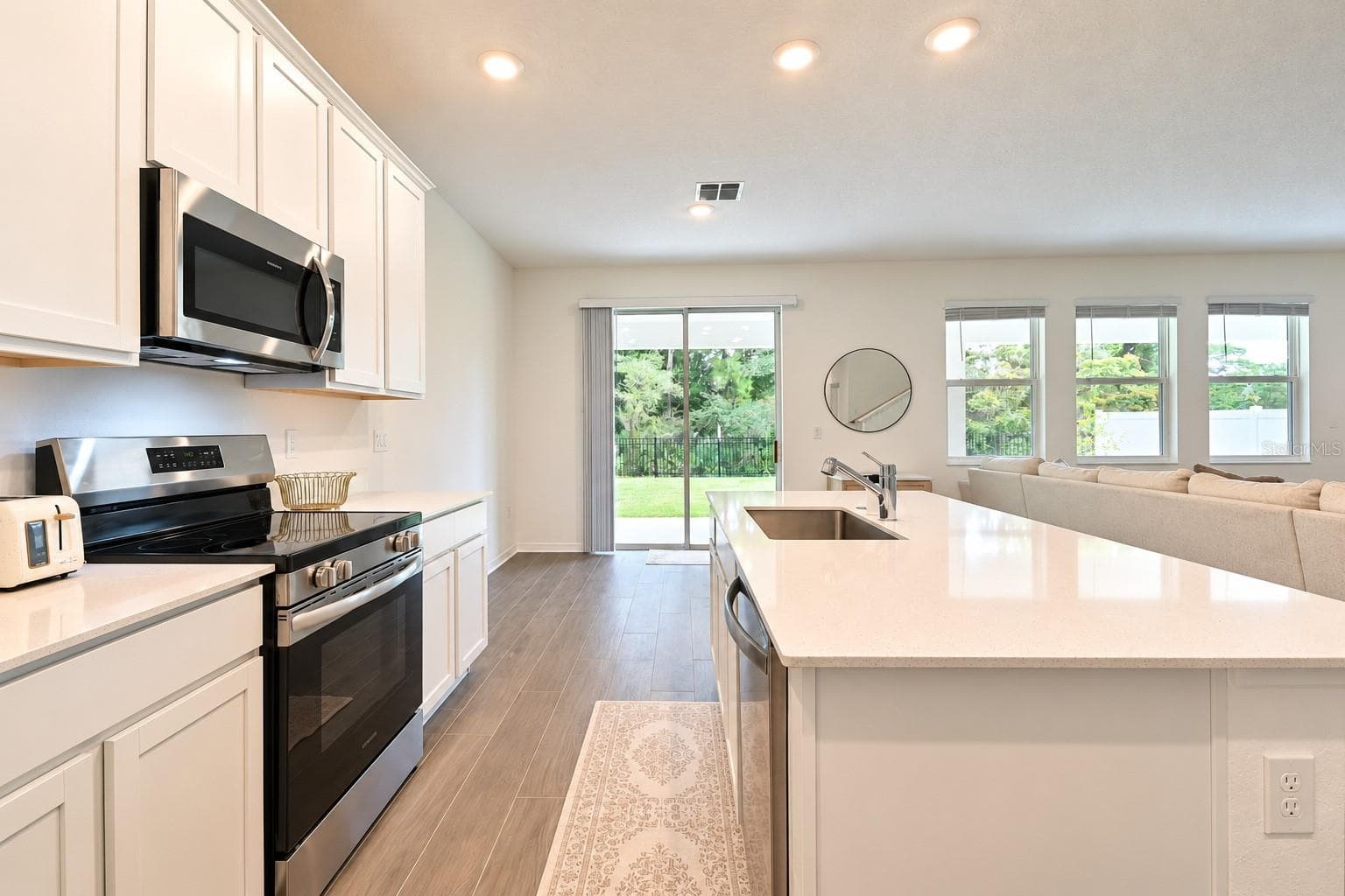 Single Family Residence at 3975 WILLOWBROOK DR, EDGEWATER, photo 8 of 46