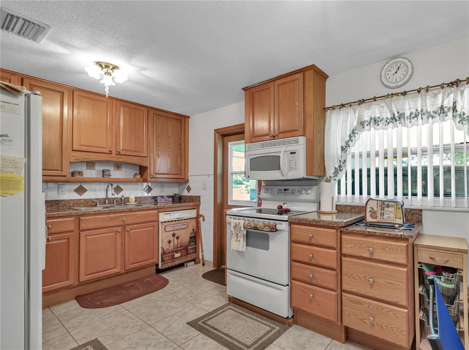 Single Family Residence at 2510 REYNOLDS RD, LAKELAND, photo 9 of 23