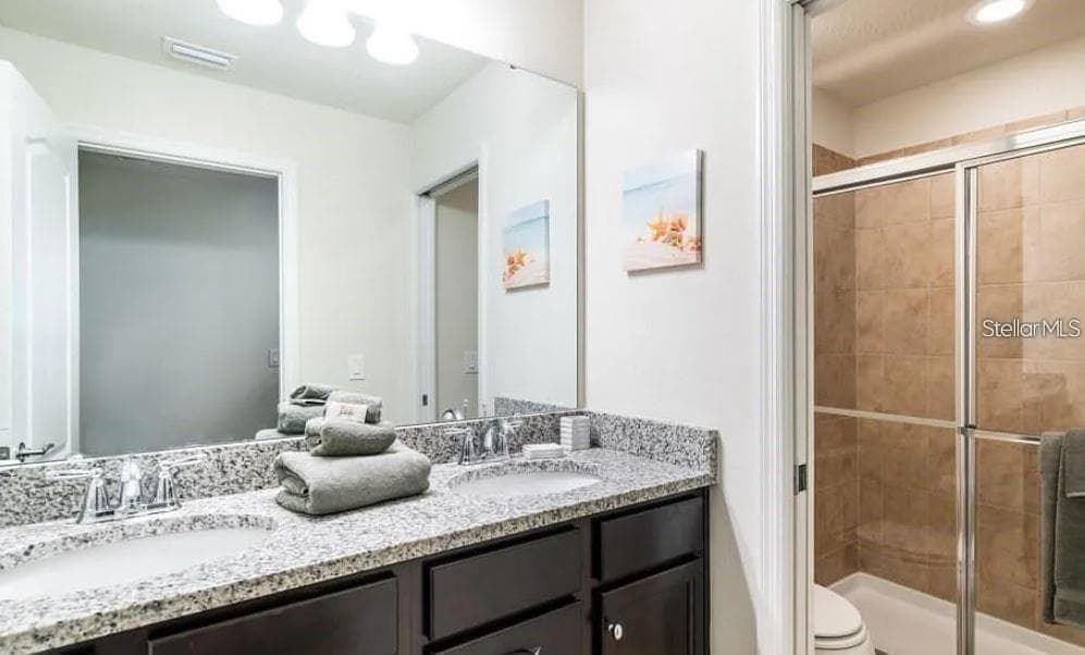 Single Family Residence at 8817 CORCOVADO DR, KISSIMMEE, photo 12 of 37