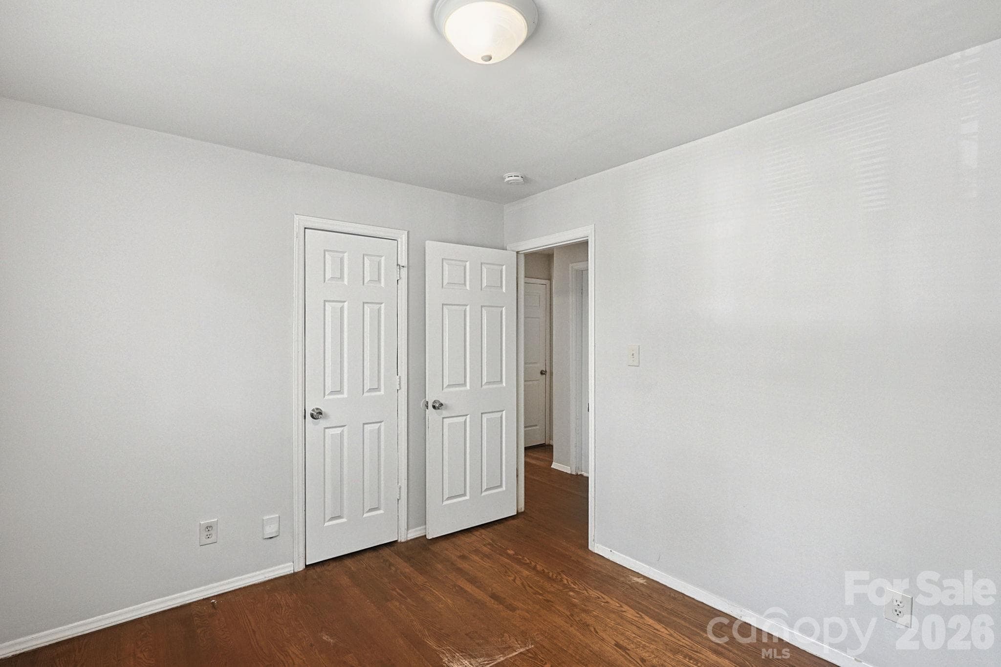Single Family Residence at 301 Edgegreen Drive, Charlotte, photo 15 of 22