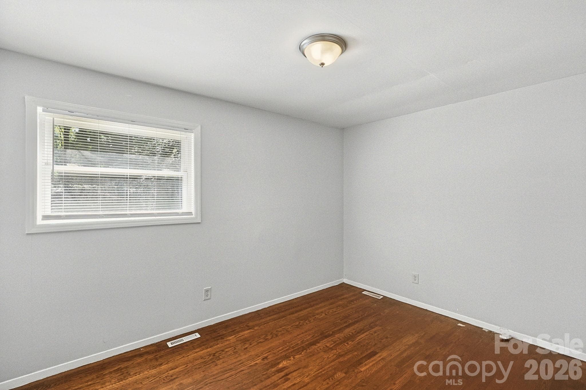 Single Family Residence at 301 Edgegreen Drive, Charlotte, photo 16 of 22