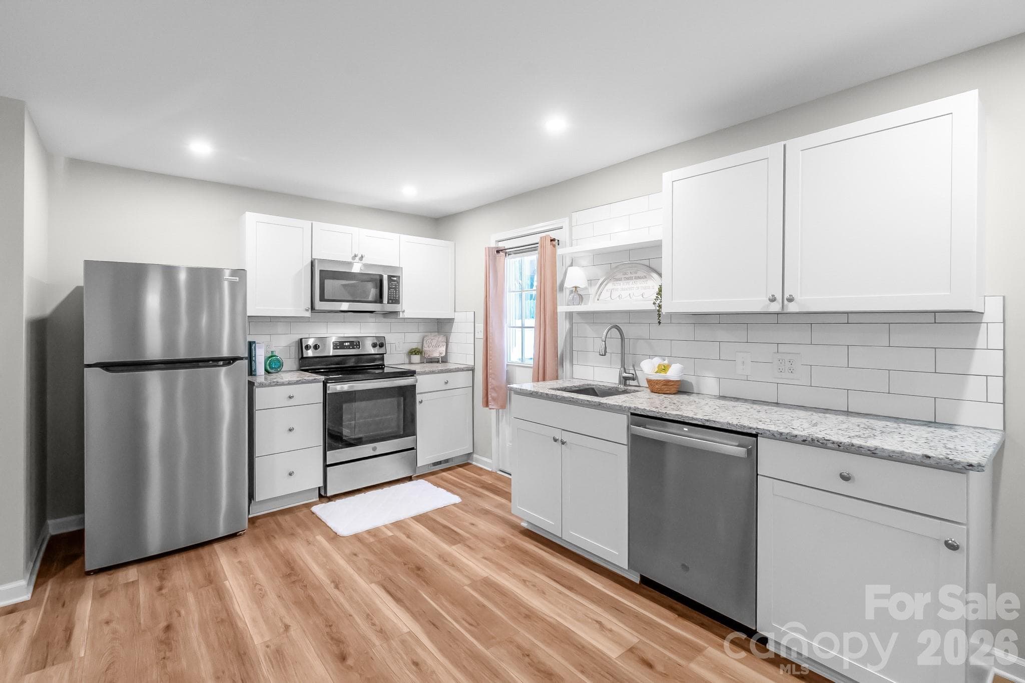 Updated Kitchen & Appliances - 112 W Poplar Street, Stanley