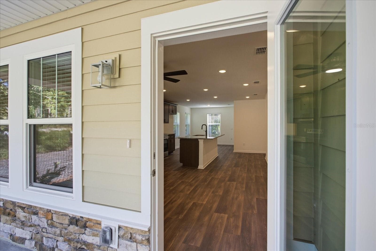 Single Family Residence at 1331 WATER OAK RD, BUNNELL, photo 8 of 50