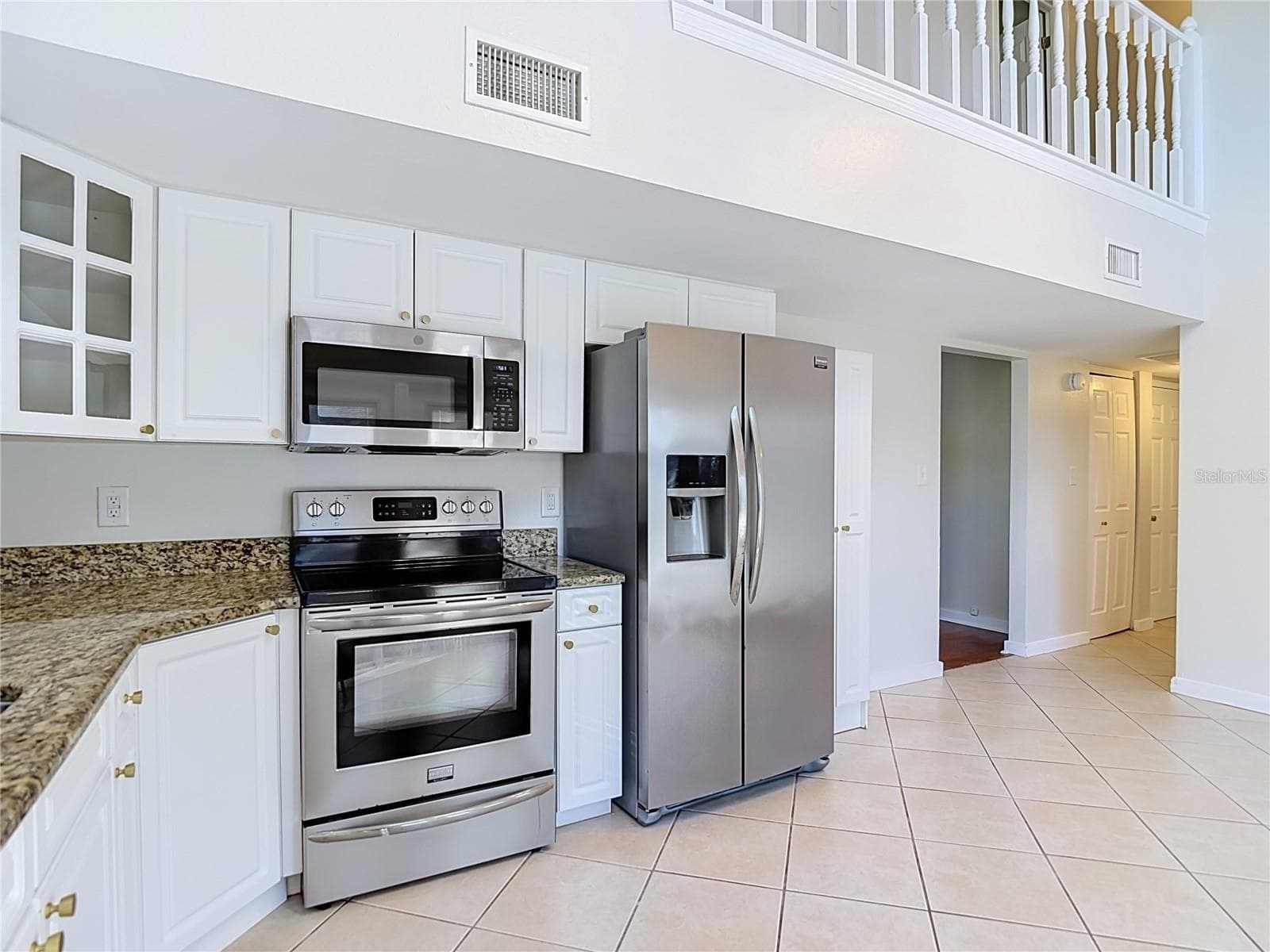 Single Family Residence at 607 BREEZEWAY CT, BRANDON, photo 11 of 54