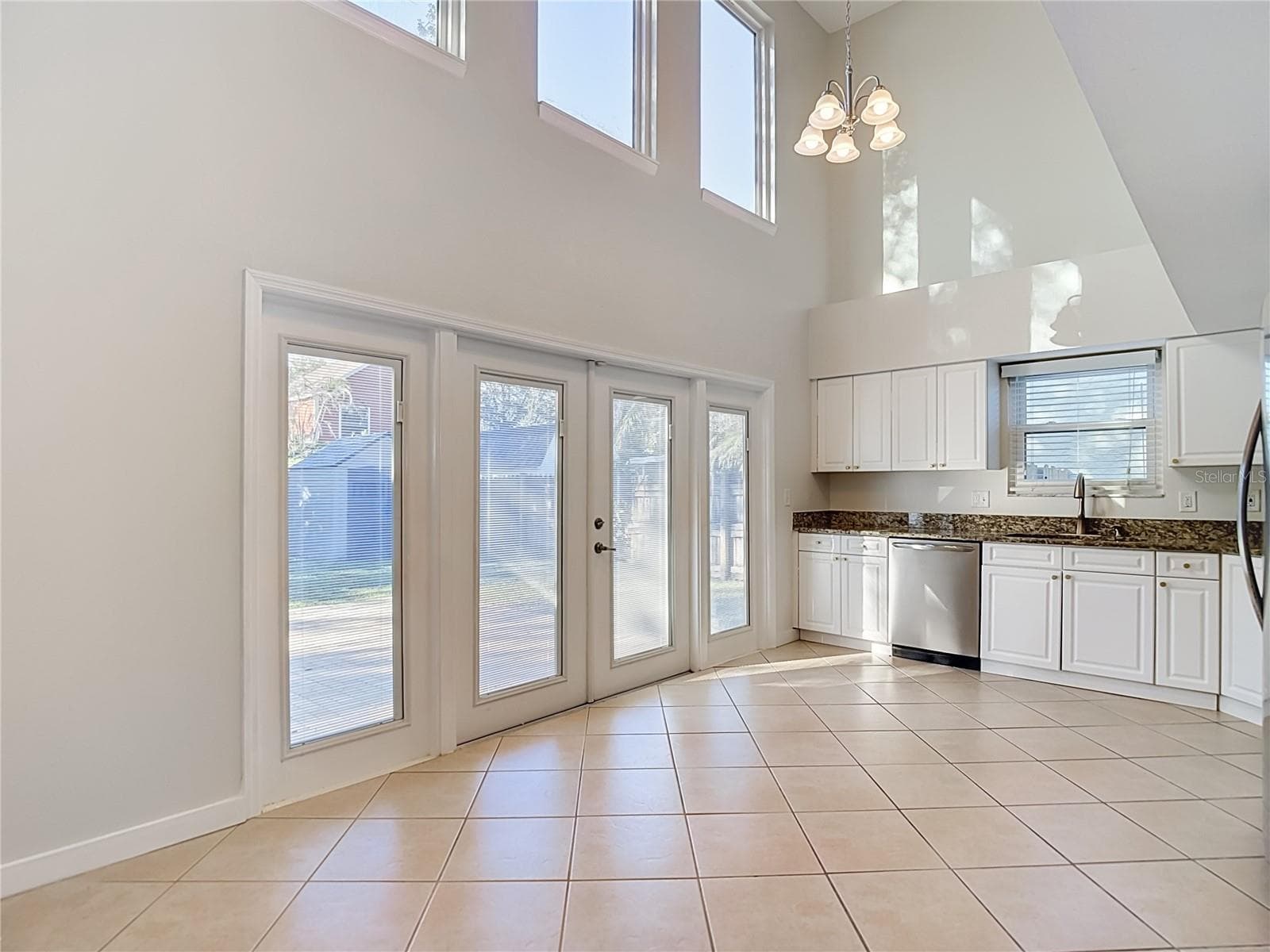Single Family Residence at 607 BREEZEWAY CT, BRANDON, photo 16 of 54