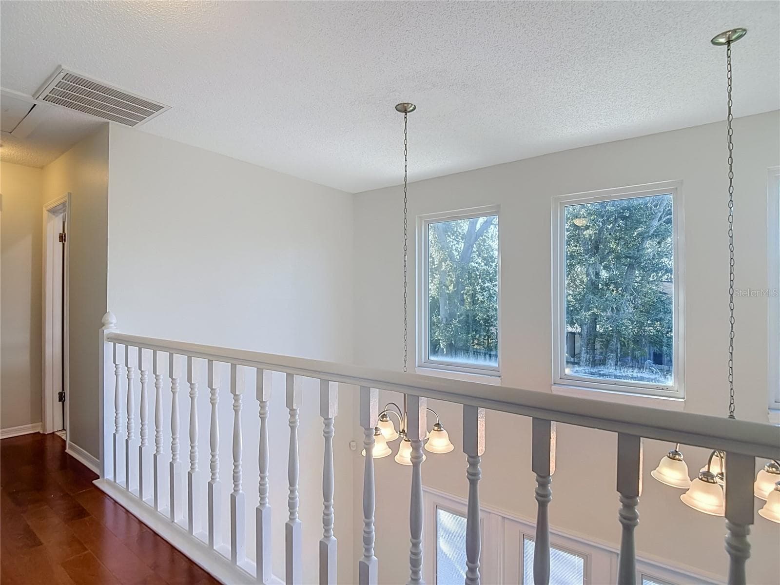 Single Family Residence at 607 BREEZEWAY CT, BRANDON, photo 37 of 54