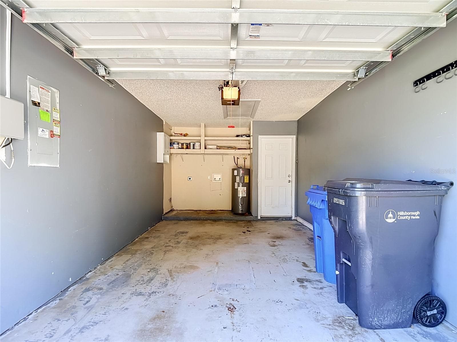Single Family Residence at 607 BREEZEWAY CT, BRANDON, photo 43 of 54