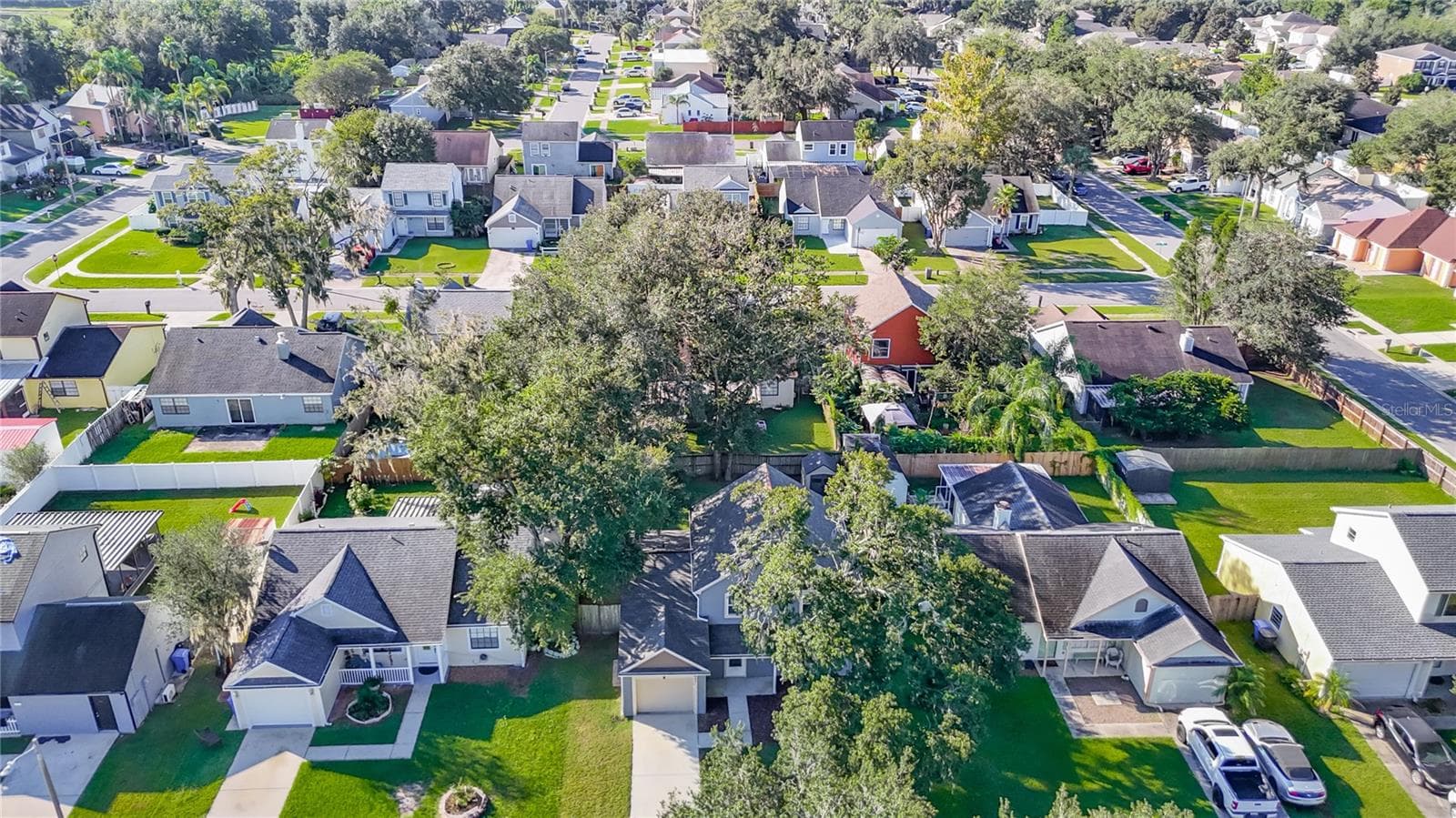 Single Family Residence at 607 BREEZEWAY CT, BRANDON, photo 52 of 54