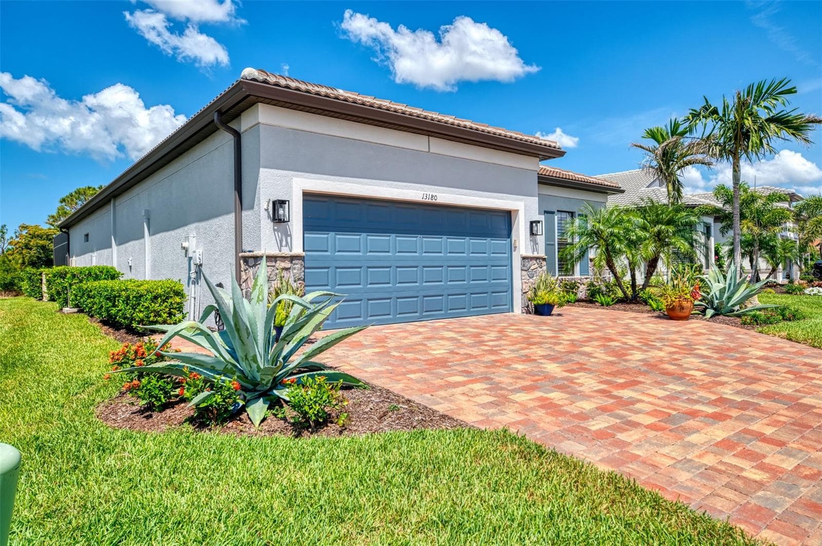 Single Family Residence at 13180 RINELLA ST, VENICE, photo 6 of 97