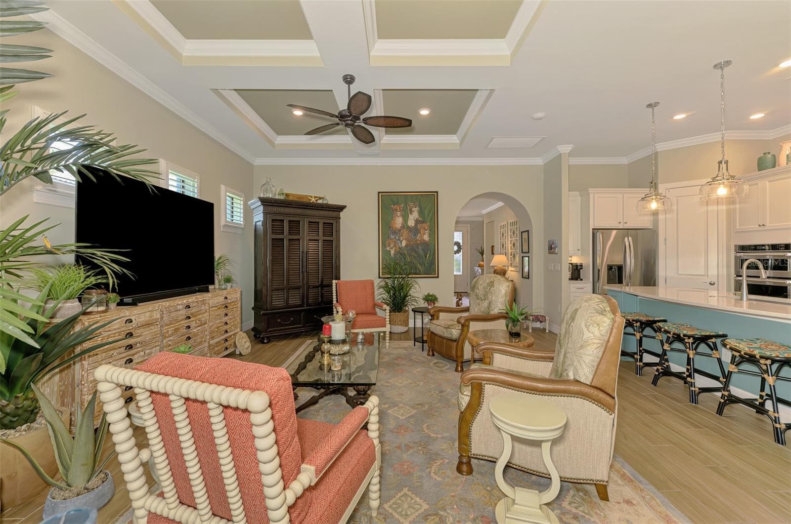 Single Family Residence at 13180 RINELLA ST, VENICE, photo 19 of 97