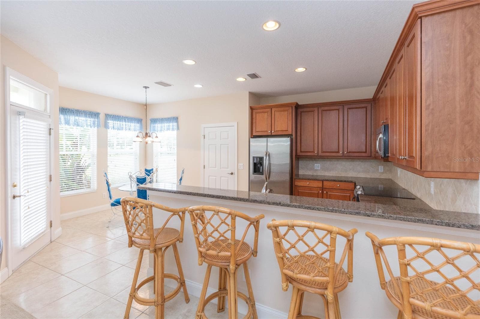 Townhouse at 320 IBISVIEW LN, APOLLO BEACH, photo 15 of 51