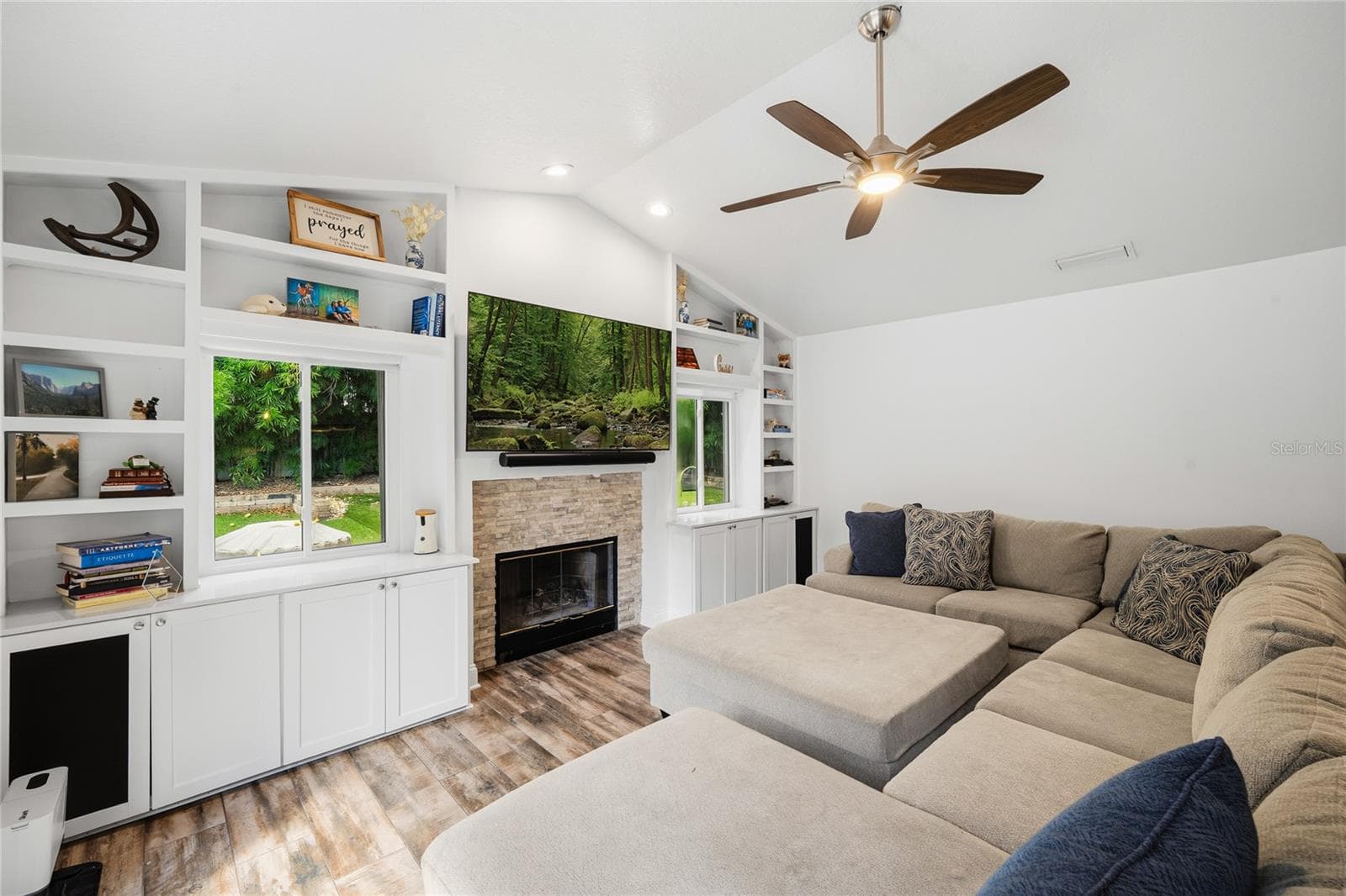Single Family Residence at 166 OAK VIEW CIR, LAKE MARY, photo 17 of 49