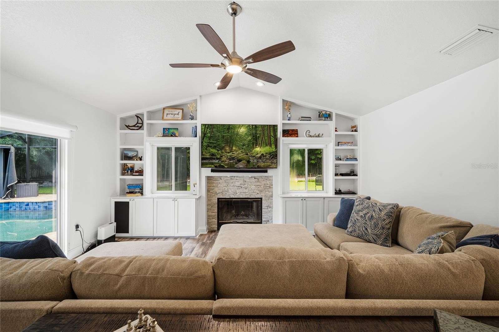Single Family Residence at 166 OAK VIEW CIR, LAKE MARY, photo 18 of 49