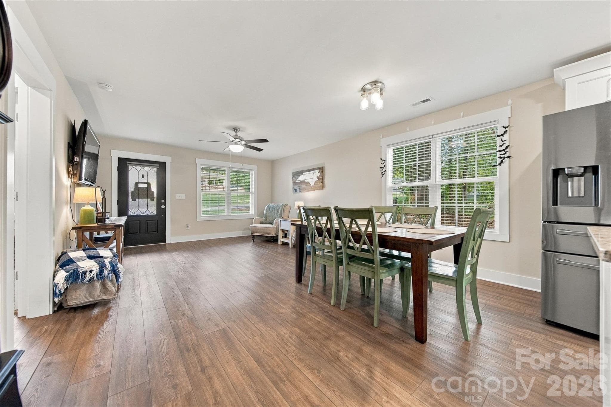 Single Family Residence at 509 Sacco Extension, Belmont, photo 6 of 22