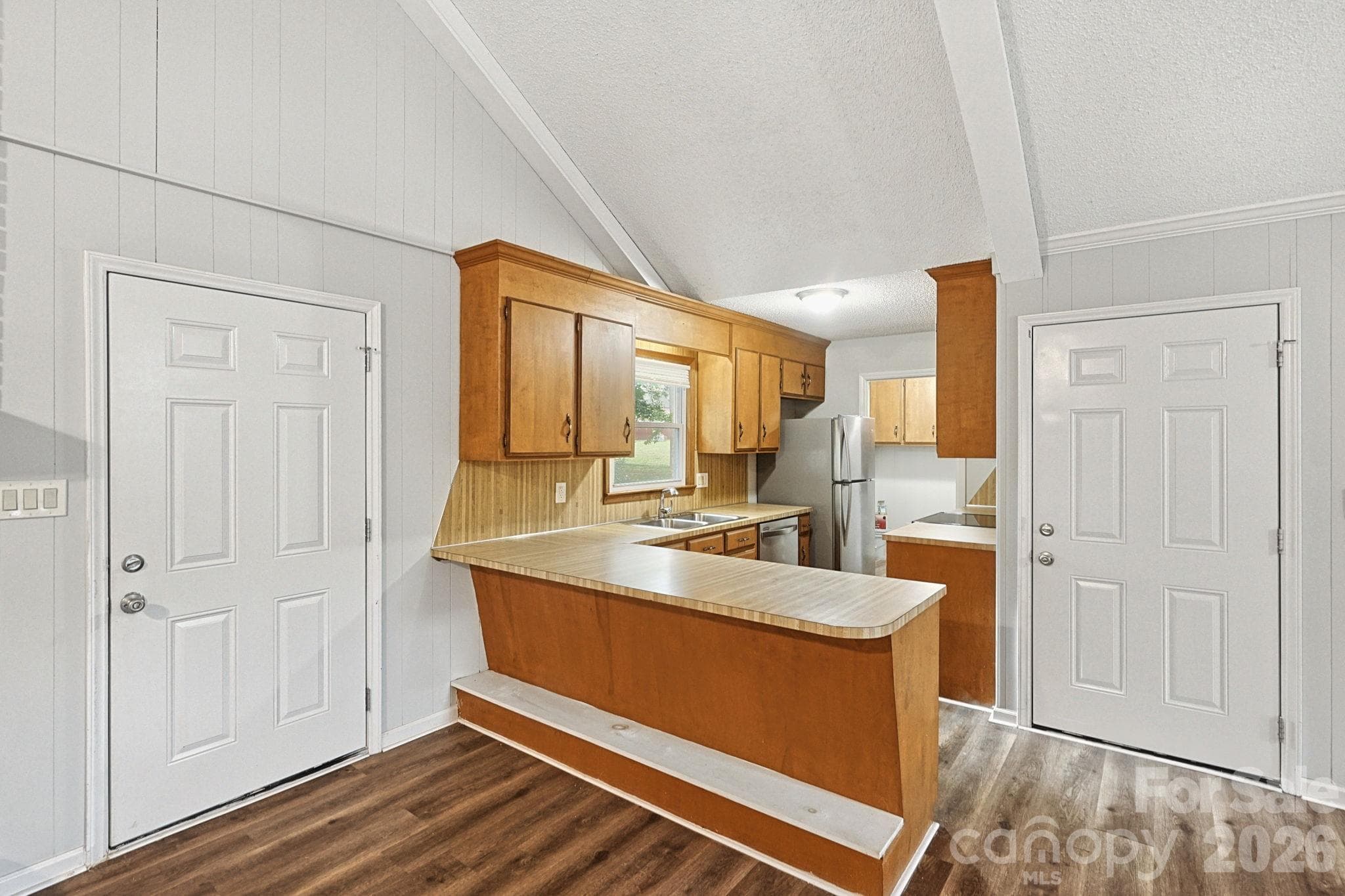Single Family Residence at 6205 Ferncliff Drive, Concord, photo 9 of 30