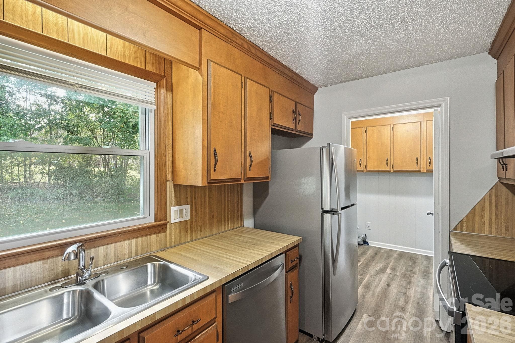 Single Family Residence at 6205 Ferncliff Drive, Concord, photo 11 of 30