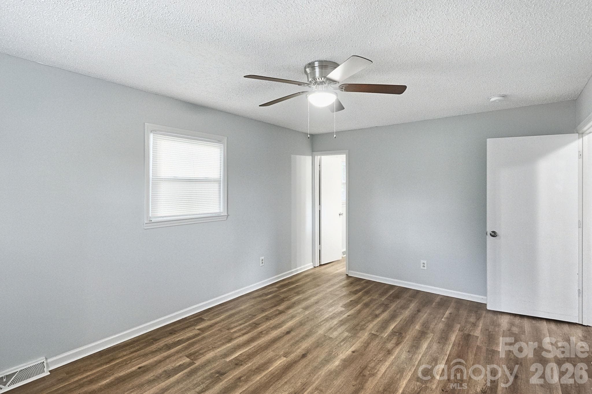 Single Family Residence at 6205 Ferncliff Drive, Concord, photo 19 of 30