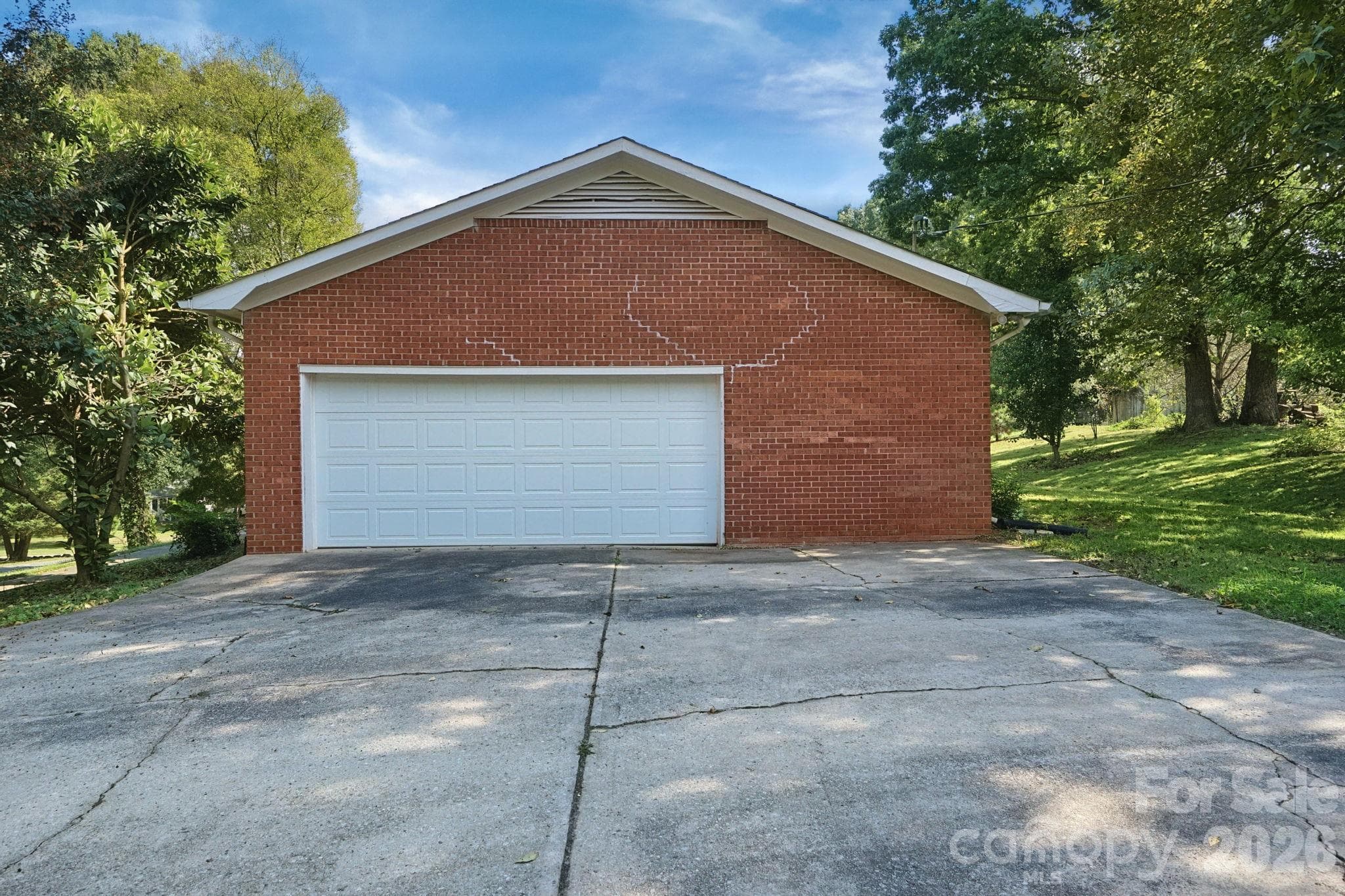 Single Family Residence at 6205 Ferncliff Drive, Concord, photo 28 of 30