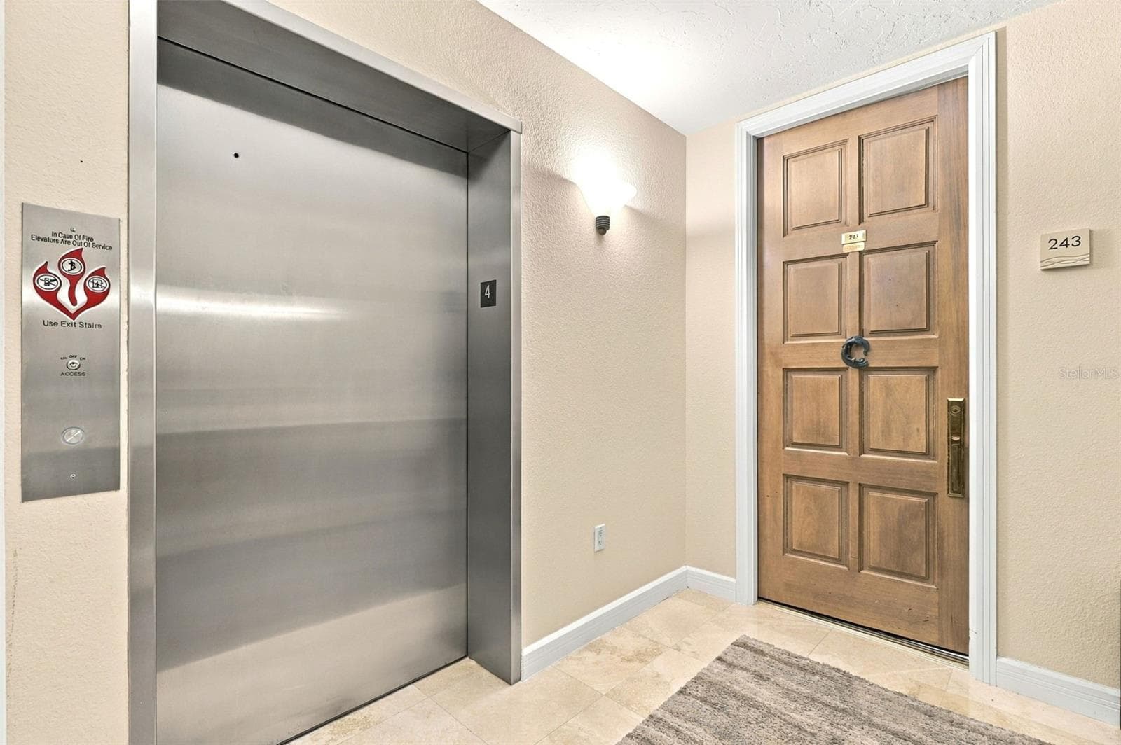 The unit is accessed via a semi-private elevator (only one other unit is on this floor). - 2185 GULF OF MEXICO DR #243, LONGBOAT KEY