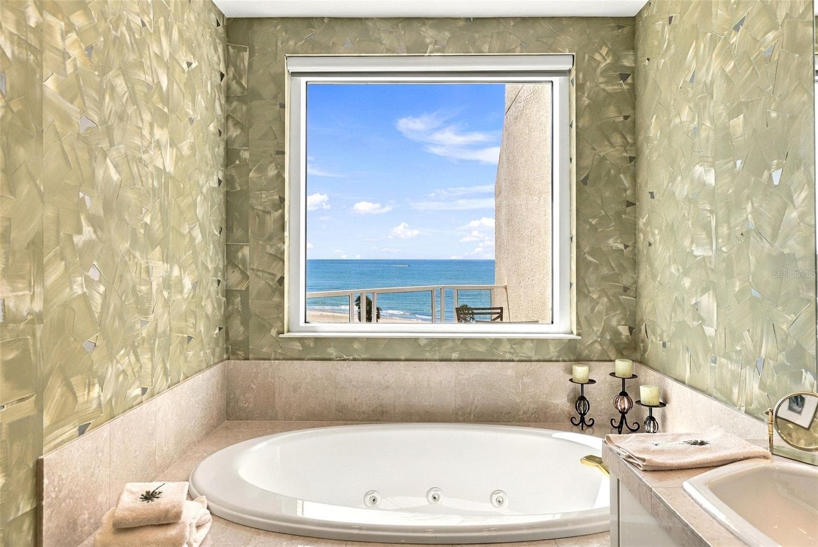 Primary Ensuite Bathroom - 2185 GULF OF MEXICO DR #243, LONGBOAT KEY