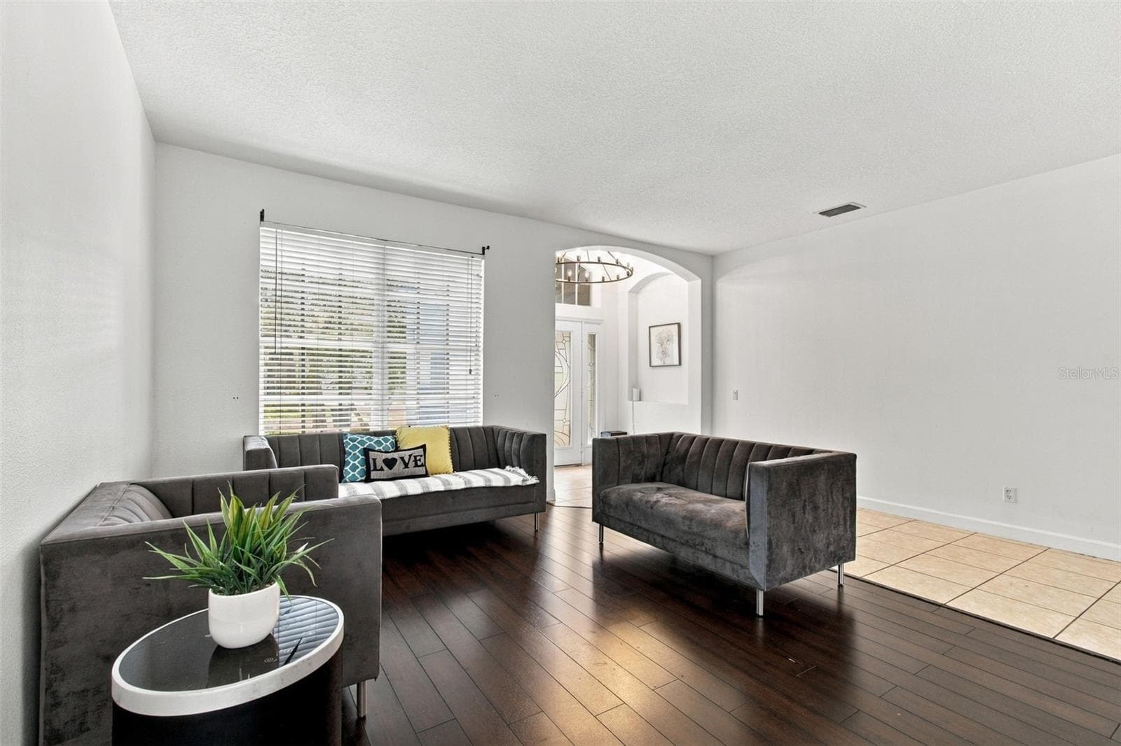 Single Family Residence at 19025 FISHERMANS BEND DR, LUTZ, photo 7 of 80