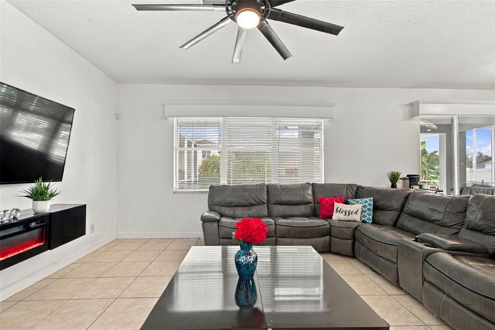 Single Family Residence at 19025 FISHERMANS BEND DR, LUTZ, photo 21 of 80
