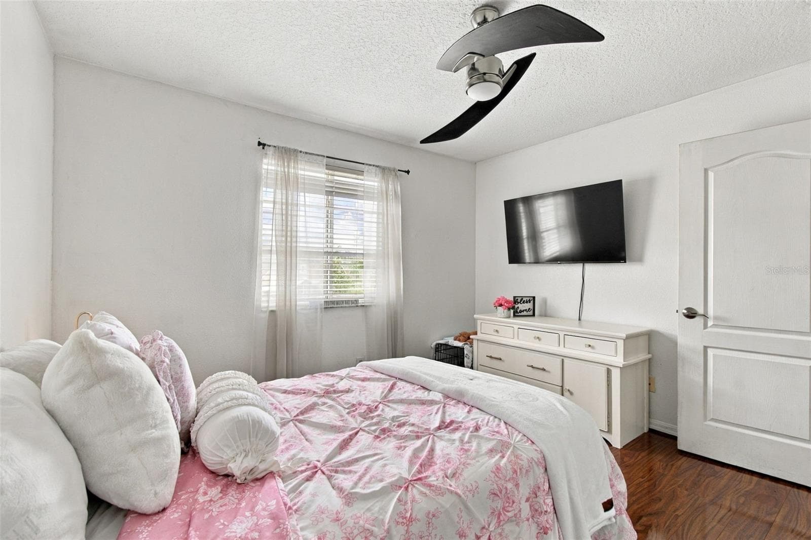 Secondary bedroom number 1. - 19025 FISHERMANS BEND DR, LUTZ